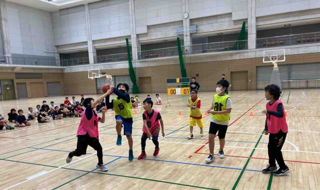 最後はチームを分け紅白戦