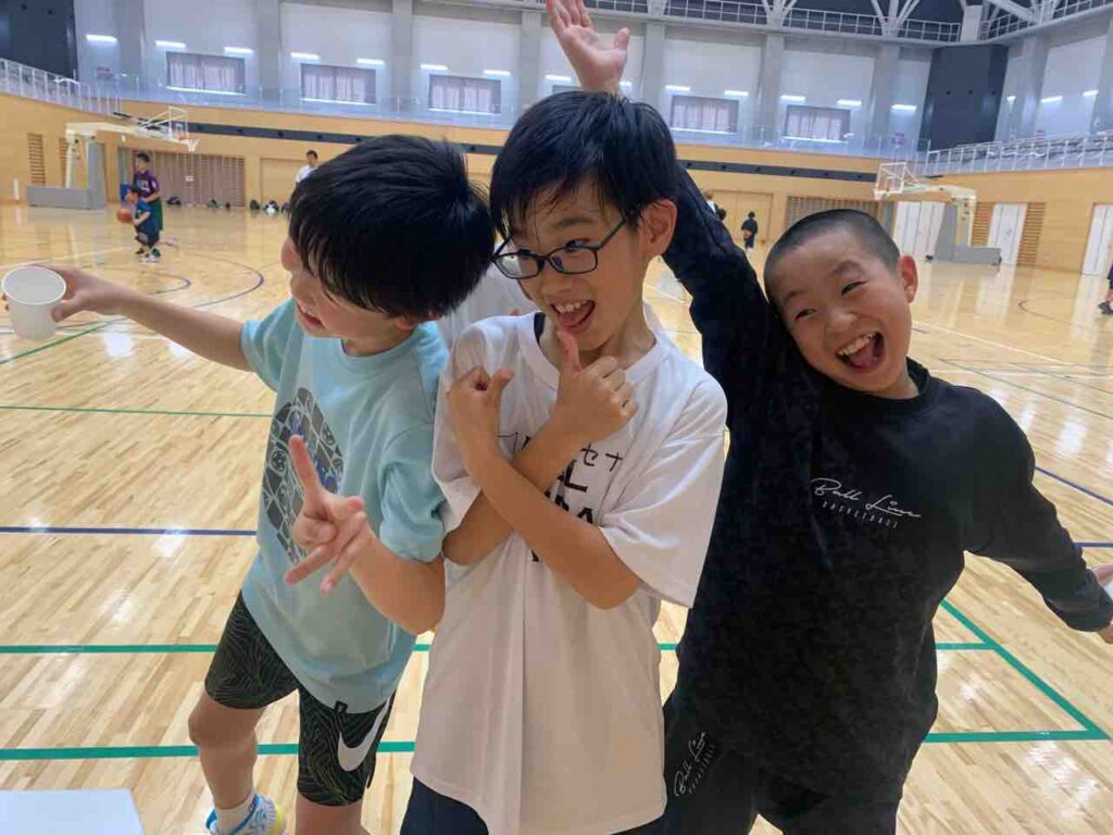休憩中の一コマ！チヒロコーチ、残念！笑