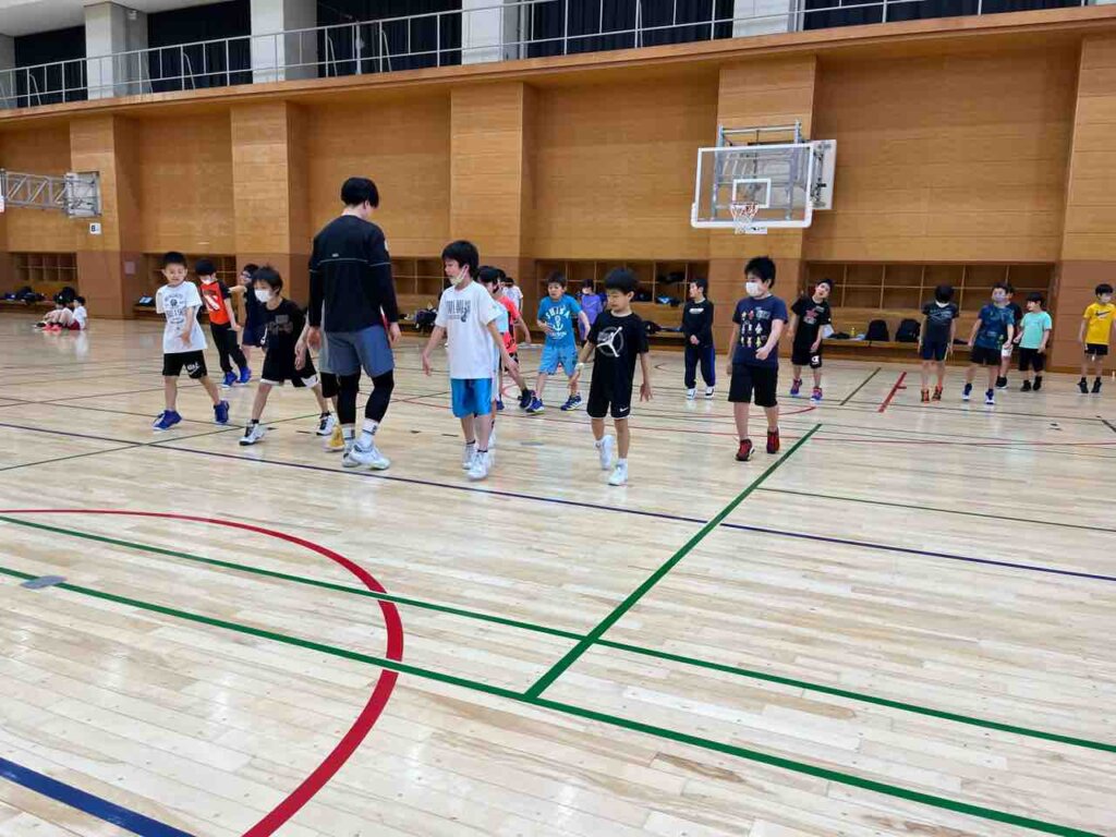午前中はパス練習やシュート練習を実施