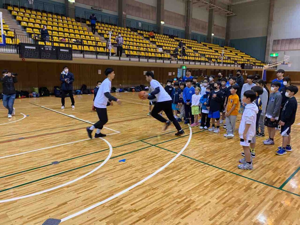 師門コーチ直伝のGO＆キャッチ走りながらもらう意識とDFを見ての判断が大事でしたね‼️‼️