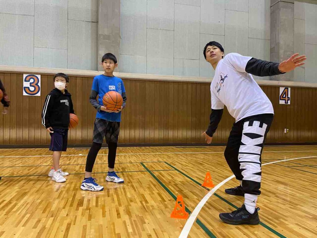 師門コーチ直伝のGO＆キャッチ走りながらもらう意識とDFを見ての判断が大事でしたね‼️‼️