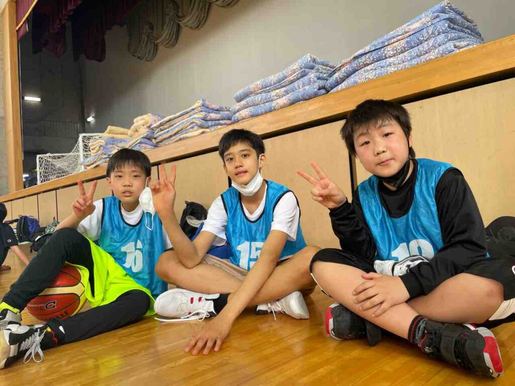 最後は3x3紅白戦各チームコミュニケーションを取りながら、初日から白熱し、大盛り上がりでした