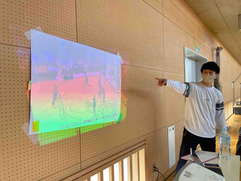 午前中は、ちひろコーチによる動画によるシューティング講座