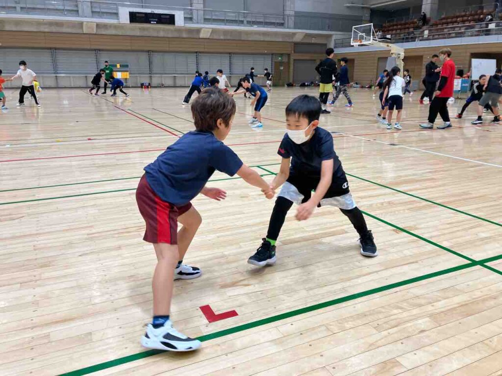 ウォーミングアップはしっかり体を動かし、
楽しくできていました