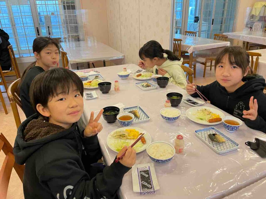 美味しいご飯を食べて練習へGO