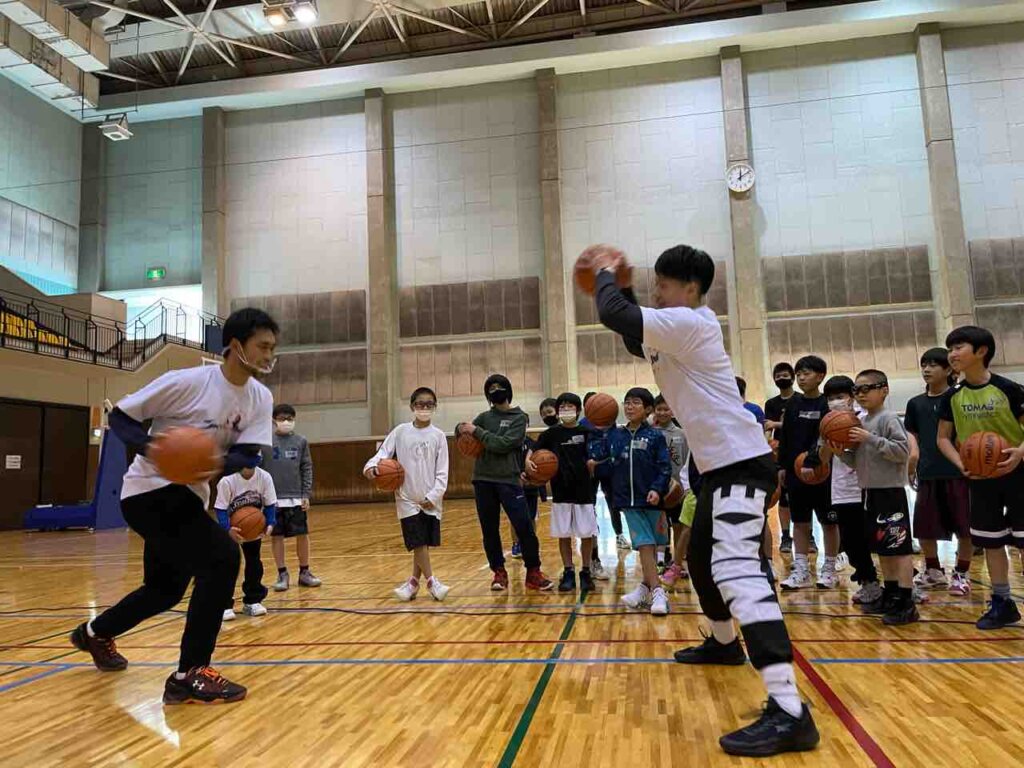 まずは基本の姿勢から‼️ 大事なポイントは『クギ』でしたね